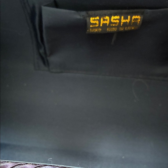 Elegant Purple Clutch Bag - Picture 4 of 7